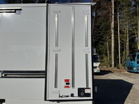 三菱ふそうキャンター冷凍車（冷蔵車）小型（2t・3t）[写真23]