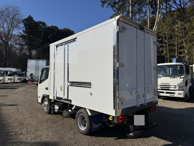 三菱ふそうキャンター冷凍車（冷蔵車）小型（2t・3t）[写真03]