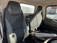 三菱ふそうキャンター冷凍車（冷蔵車）小型（2t・3t）[写真05]