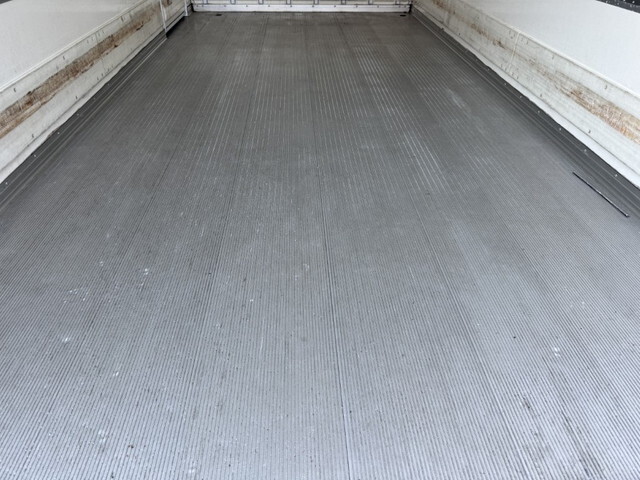 日野デュトロ冷凍車（冷蔵車）小型（2t・3t）[写真23]