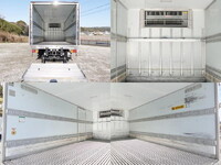 いすゞフォワード冷凍車（冷蔵車）中型（4t）[写真17]