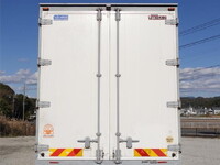 いすゞギガアルミウイング大型（10t）[写真02]