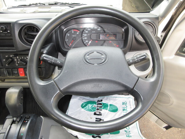 日野デュトロアルミバン小型（2t・3t）[写真24]