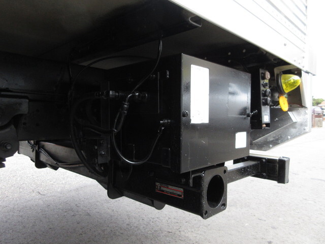 日野デュトロアルミバン小型（2t・3t）[写真37]