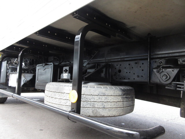 日野デュトロアルミバン小型（2t・3t）[写真38]