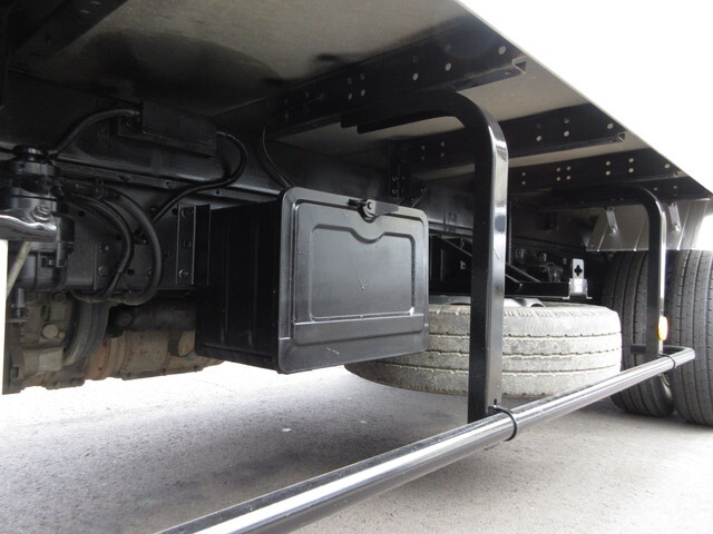 日野デュトロアルミバン小型（2t・3t）[写真39]