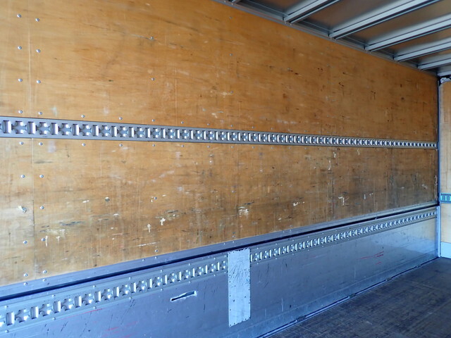 日野レンジャーアルミウイング増トン（6t・8t）[写真20]