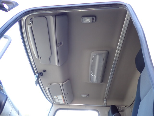 日野レンジャーアルミウイング増トン（6t・8t）[写真37]