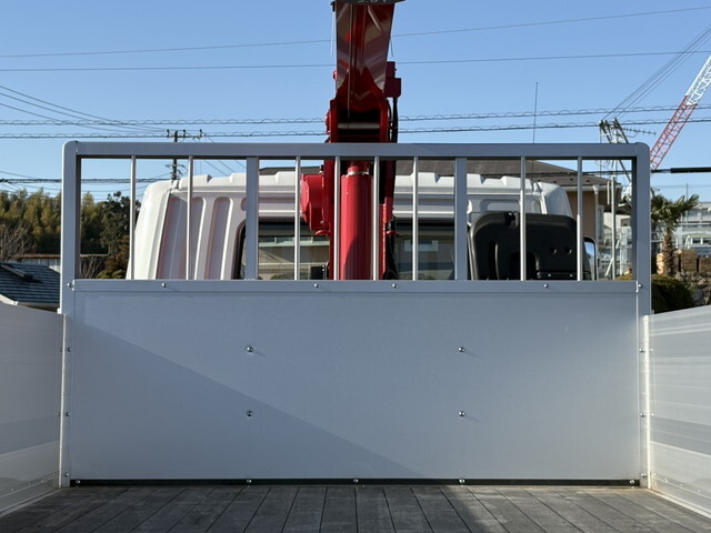 三菱ふそうファイタークレーン4段増トン（6t・8t）[写真13]