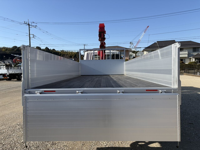 三菱ふそうファイタークレーン4段増トン（6t・8t）[写真09]