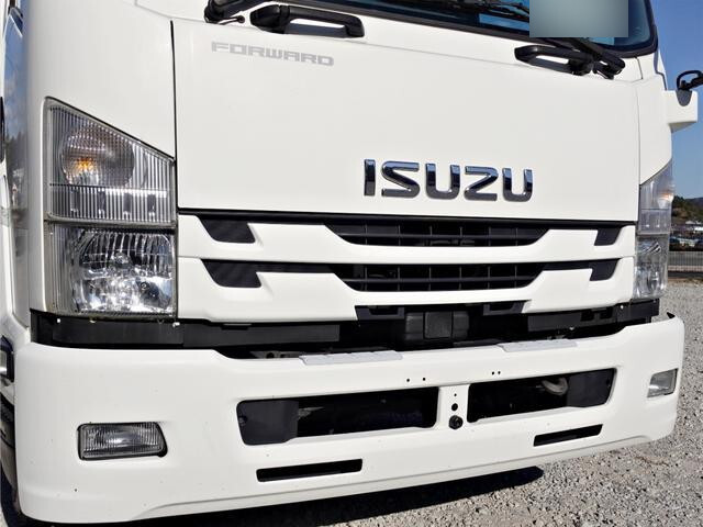 いすゞフォワード冷凍車（冷蔵車）中型（4t）[写真05]