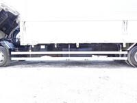 いすゞフォワードアルミウイング中型（4t）[写真24]