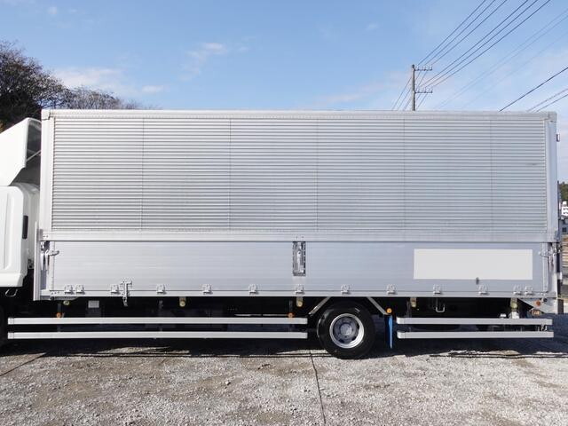 いすゞフォワードアルミウイング中型（4t）[写真09]