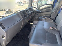 マツダタイタンダブルキャブ（Wキャブ）小型（2t・3t）[写真09]