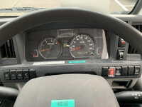 いすゞエルフアルミバン小型（2t・3t）[写真16]