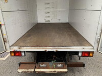 いすゞエルフアルミバン小型（2t・3t）[写真09]