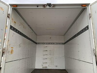 いすゞエルフアルミバン小型（2t・3t）[写真10]