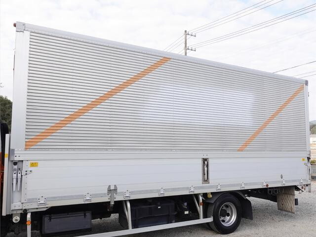 三菱ふそうファイターアルミウイング中型（4t）[写真09]