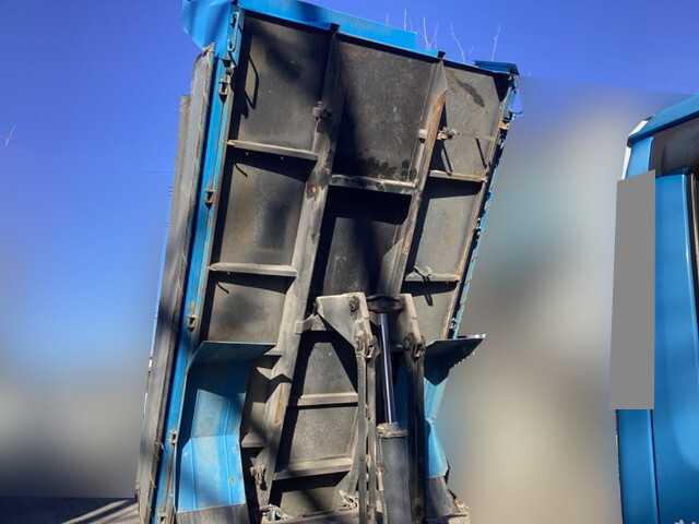 いすゞエルフダンプ小型（2t・3t）[写真14]