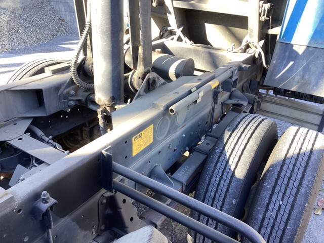 いすゞエルフダンプ小型（2t・3t）[写真23]