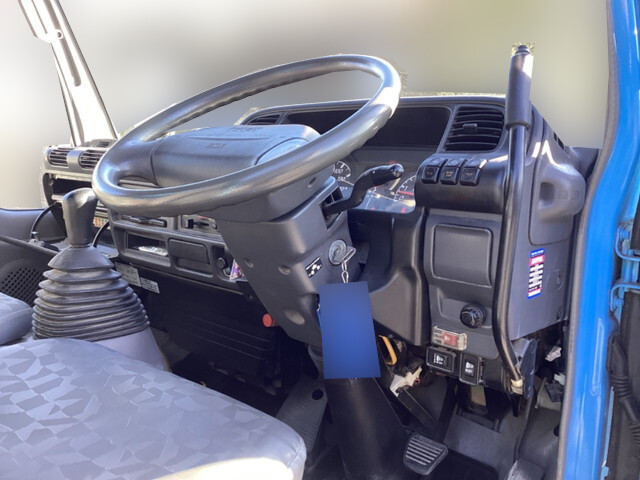 いすゞエルフダンプ小型（2t・3t）[写真32]