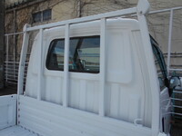 日産バネット平ボディ小型（2t・3t）[写真13]