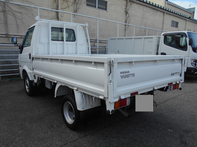 日産バネット平ボディ小型（2t・3t）[写真02]