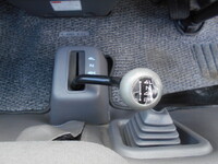 日産バネット平ボディ小型（2t・3t）[写真31]