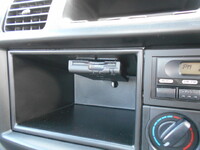 日産バネット平ボディ小型（2t・3t）[写真32]