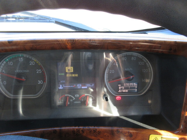 いすゞギガダンプ大型（10t）[写真15]