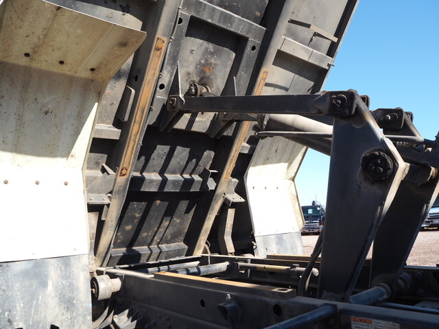 日野レンジャーダンプ中型（4t）[写真13]