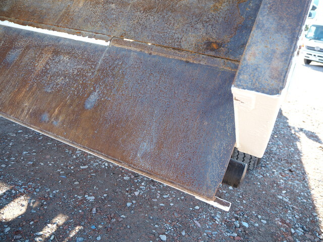 日野レンジャーダンプ中型（4t）[写真19]