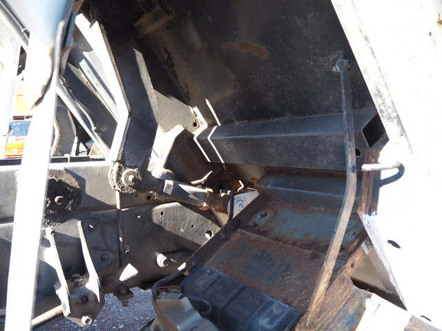 日野レンジャーダンプ中型（4t）[写真23]