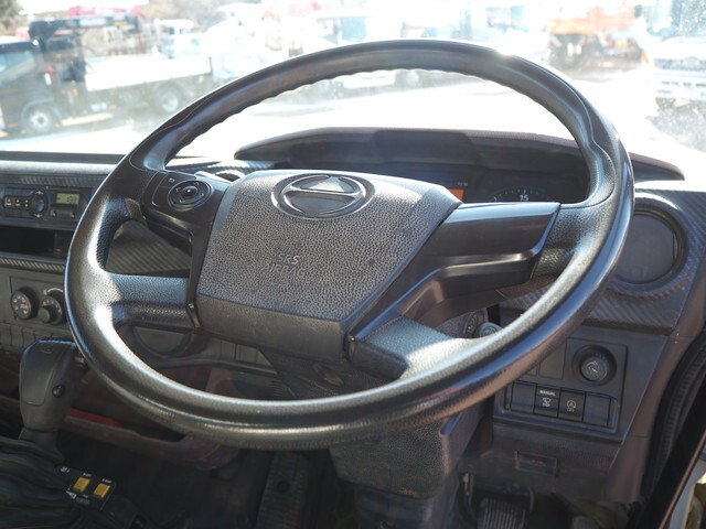 日野レンジャーダンプ中型（4t）[写真35]