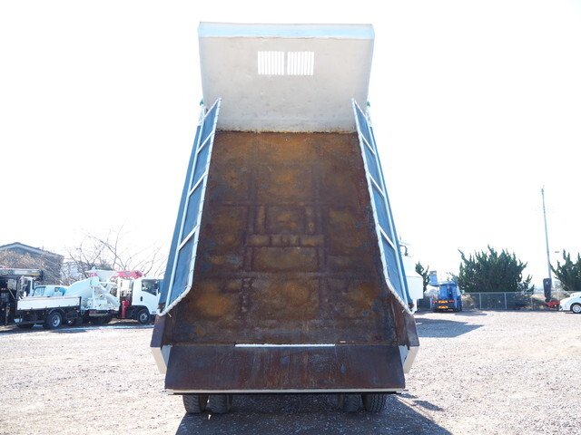 日野レンジャーダンプ中型（4t）[写真09]