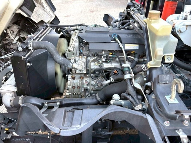 三菱ふそうキャンターパッカー車（塵芥車）小型（2t・3t）[写真23]