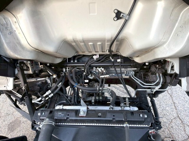 三菱ふそうキャンターパッカー車（塵芥車）小型（2t・3t）[写真26]