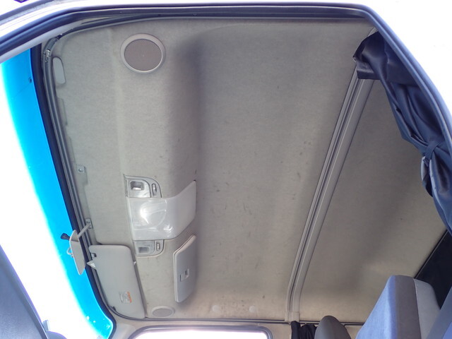 三菱ふそうファイタークレーン5段増トン（6t・8t）[写真32]