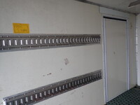 いすゞエルフ冷凍車（冷蔵車）小型（2t・3t）[写真17]