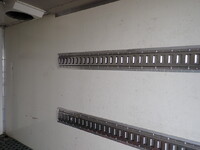 いすゞエルフ冷凍車（冷蔵車）小型（2t・3t）[写真18]