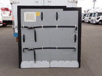 いすゞエルフ冷凍車（冷蔵車）小型（2t・3t）[写真22]