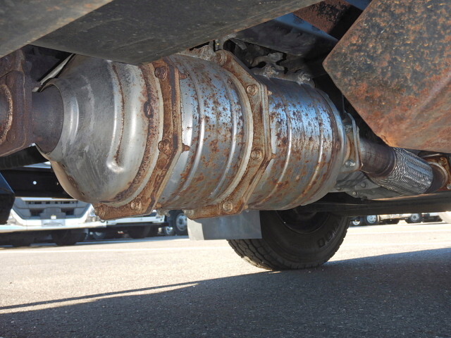 いすゞエルフクレーン5段小型（2t・3t）[写真13]