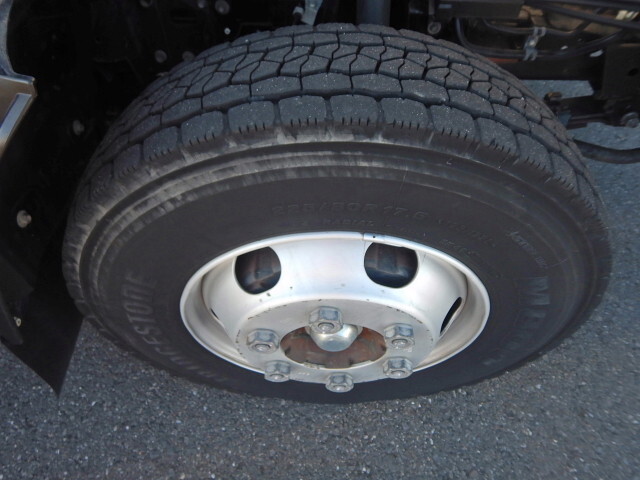 いすゞエルフクレーン5段小型（2t・3t）[写真14]