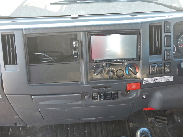 いすゞエルフクレーン5段小型（2t・3t）[写真23]