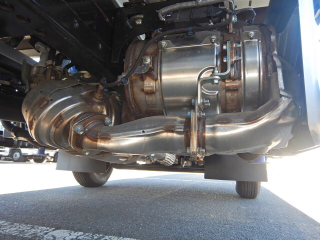 日野デュトロクレーン4段小型（2t・3t）[写真13]