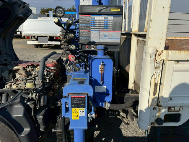 日野デュトロクレーン3段小型（2t・3t）[写真17]