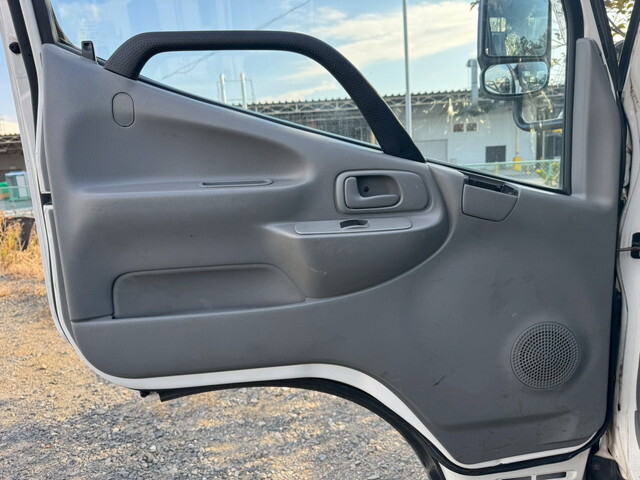 日野デュトロクレーン3段小型（2t・3t）[写真29]