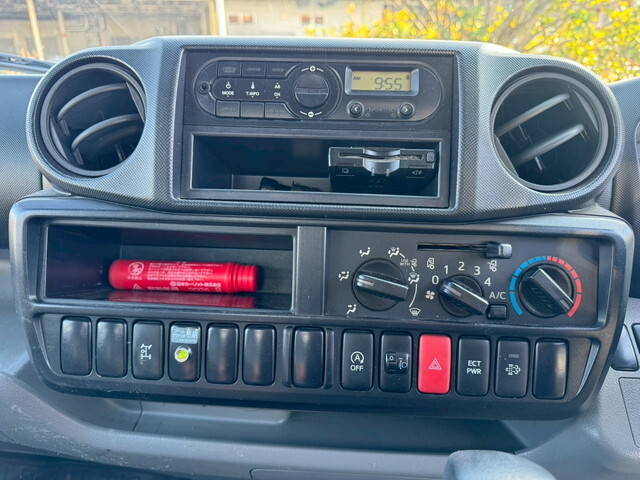 日野デュトロクレーン3段小型（2t・3t）[写真38]