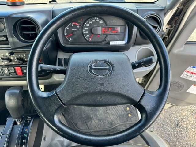 日野デュトロクレーン3段小型（2t・3t）[写真36]