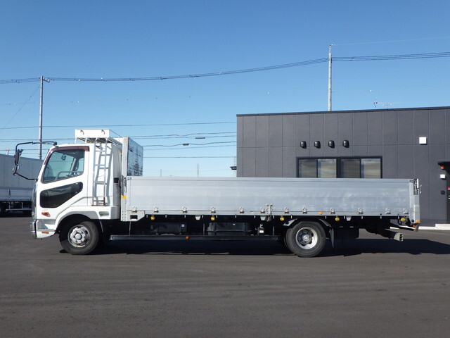 三菱ふそうファイター平ボディ中型（4t）[写真10]